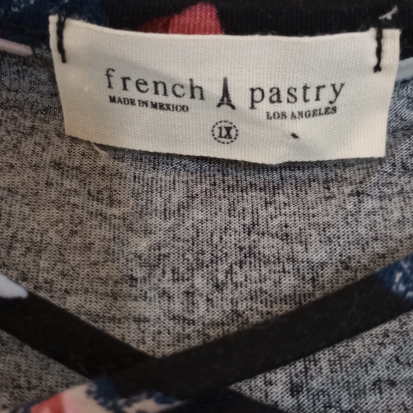 French Pastry Floral Blouse - Picture 3 of 3